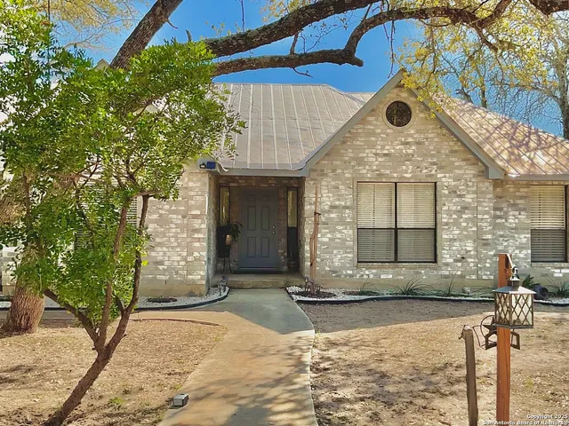 $539,900 | 561 County Road 785, Natalia, TX 78059