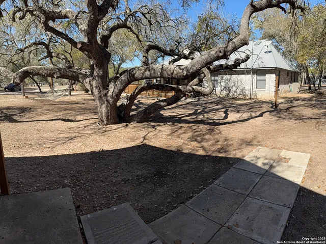 $539,900 | 561 County Road 785, Natalia, TX 78059