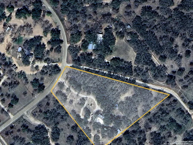 $539,900 | 561 County Road 785, Natalia, TX 78059