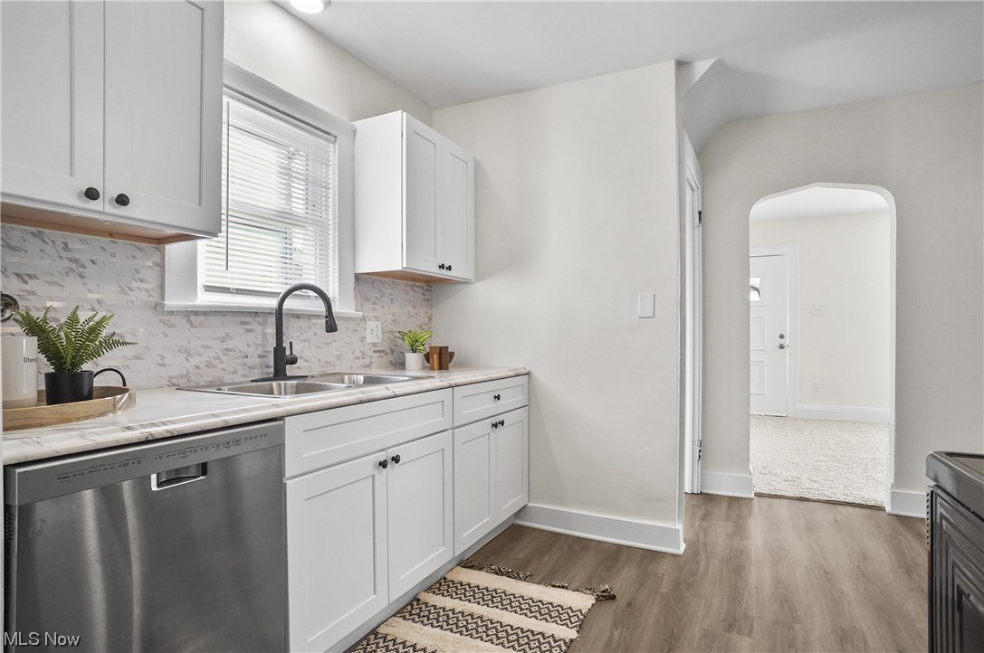 1089 Chalker Street Akron, OH 44310 - Photo 12 of 34 Gallery Image 12