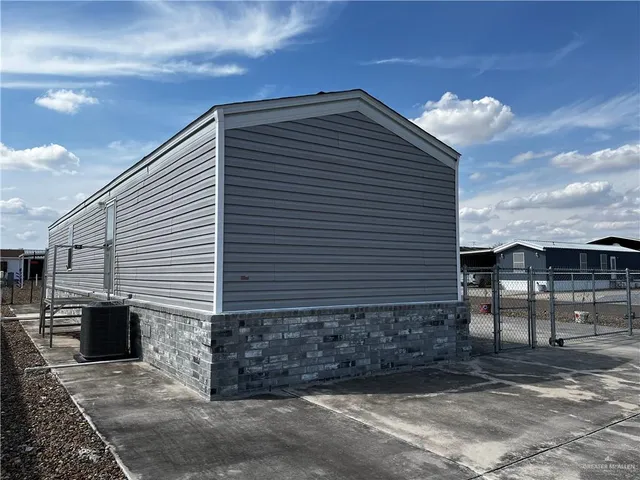 $1,500 | 2503 Double Eagle Drive, Mission, TX 78572