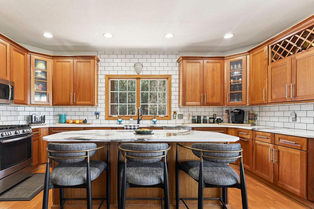 16122 Lewis Road Sunbury, OH 43074 - Photo 9 of 62 16122LewisRoad_Hommati102(2)