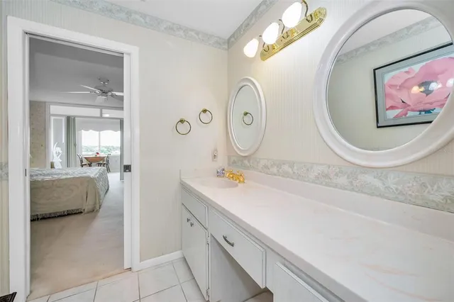 $299,900 | 100 Bluff View Drive, Unit 511C, Belleair Bluffs, FL 33770