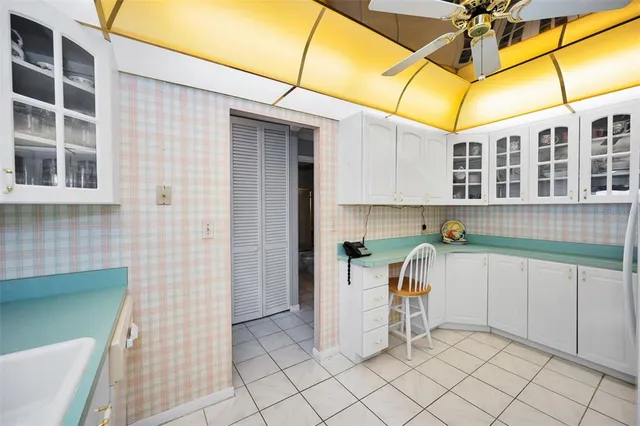 $299,900 | 100 Bluff View Drive, Unit 511C, Belleair Bluffs, FL 33770