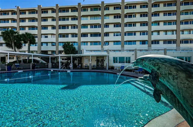 $299,900 | 100 Bluff View Drive, Unit 511C, Belleair Bluffs, FL 33770