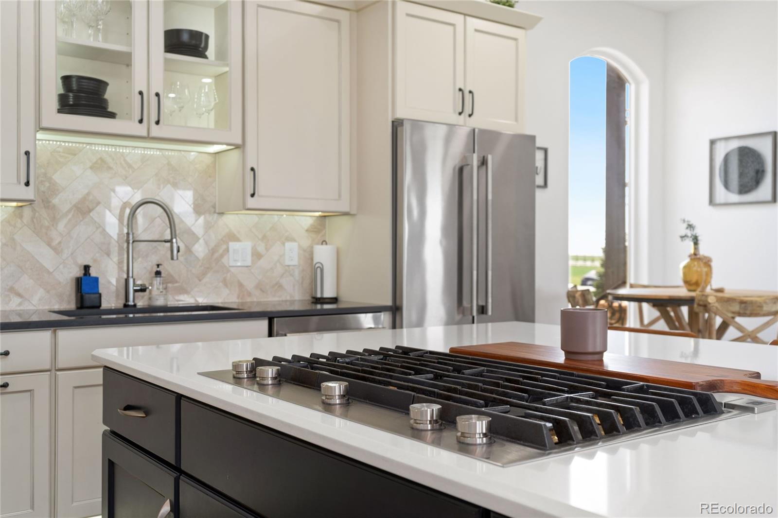 424 Grayhawk Road Fort Collins, CO 80524 - Photo 9 of 38