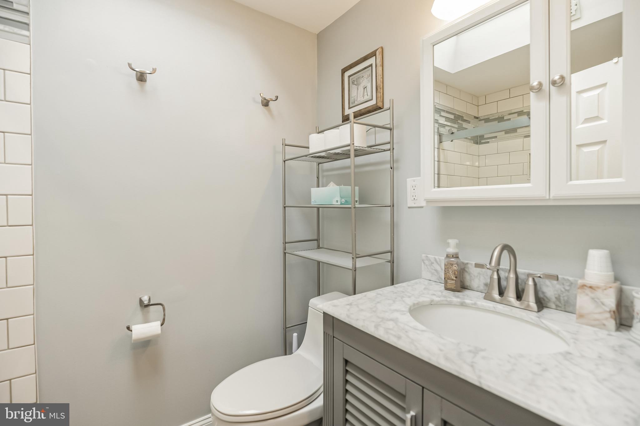 12458 Balston Road Philadelphia, PA 19154 - Photo 11 of 25