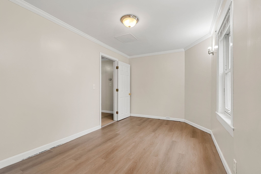 380 Riverside Street Lowell, MA 01854 - Photo 17 of 38 Gallery Image 17