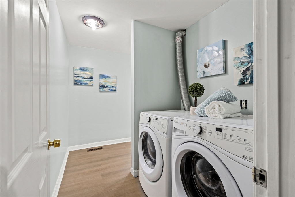 380 Riverside Street Lowell, MA 01854 - Photo 8 of 38 Gallery Image 8