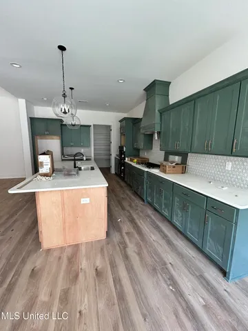 $620,000 | 2916 Highwoods Drive, Byhalia, MS 38611