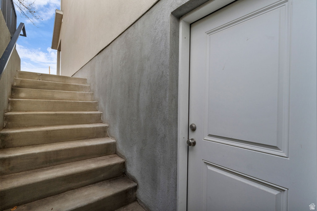 578 West 7th Midvale, UT 84047 - Photo 33 of 35 View of staircase