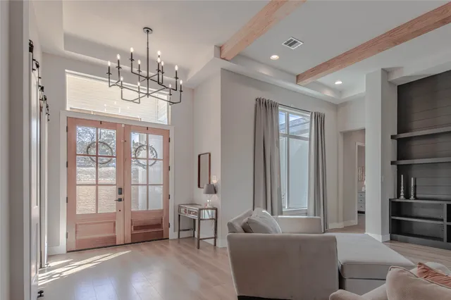 $1,199,000 | 105 Taylor Crk Way, Liberty Hill, TX 78642