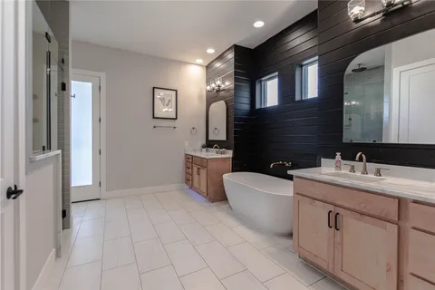 $1,119,000 | 105 Taylor Crk Way, Liberty Hill, TX 78642