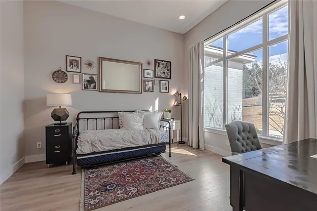 $1,199,000 | 105 Taylor Crk Way, Liberty Hill, TX 78642