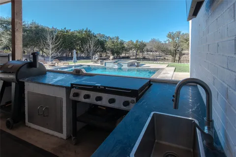 $1,119,000 | 105 Taylor Crk Way, Liberty Hill, TX 78642