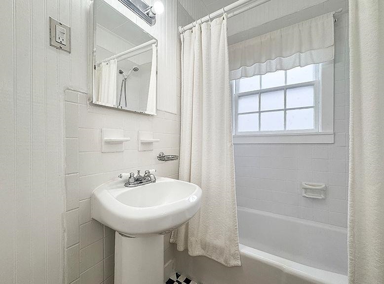 7 Newman Street Keene, NH 03431 - Photo 24 of 36