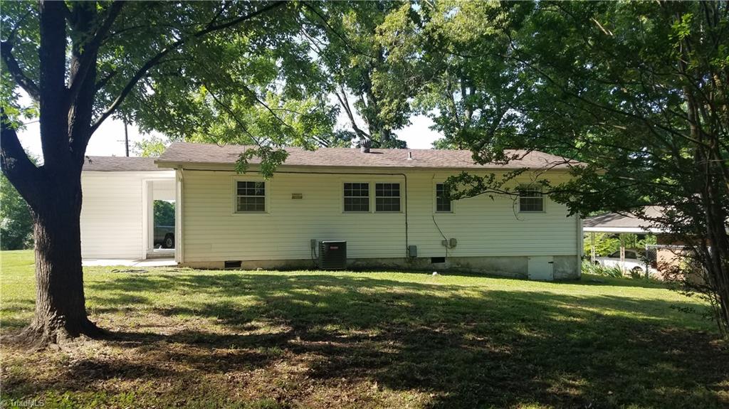 1303 Robin Road Eden, NC 27288 - Photo 11 of 13 Gallery Image 11