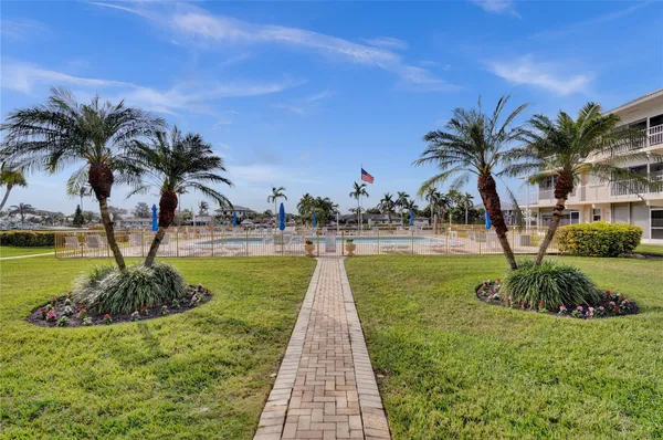 $348,000 | 745 Southeast 19th Avenue, Unit 134, Deerfield Beach, FL 33441