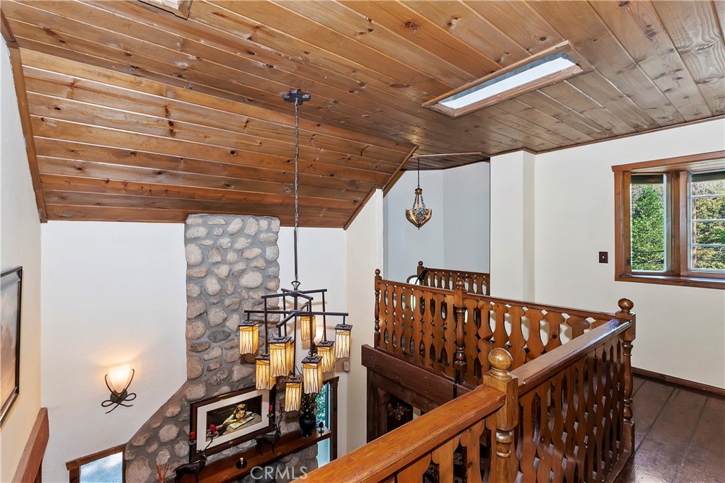23280 Brookside Road Crestline, CA 92325 - Photo 30 of 39 Gallery Image 30