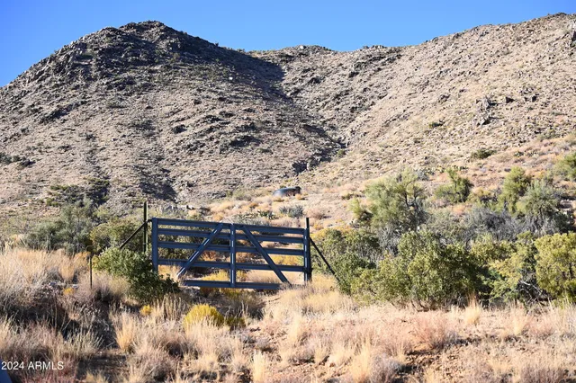 $230,000 | 7075 South Misery Well Road, Kingman, AZ 86401