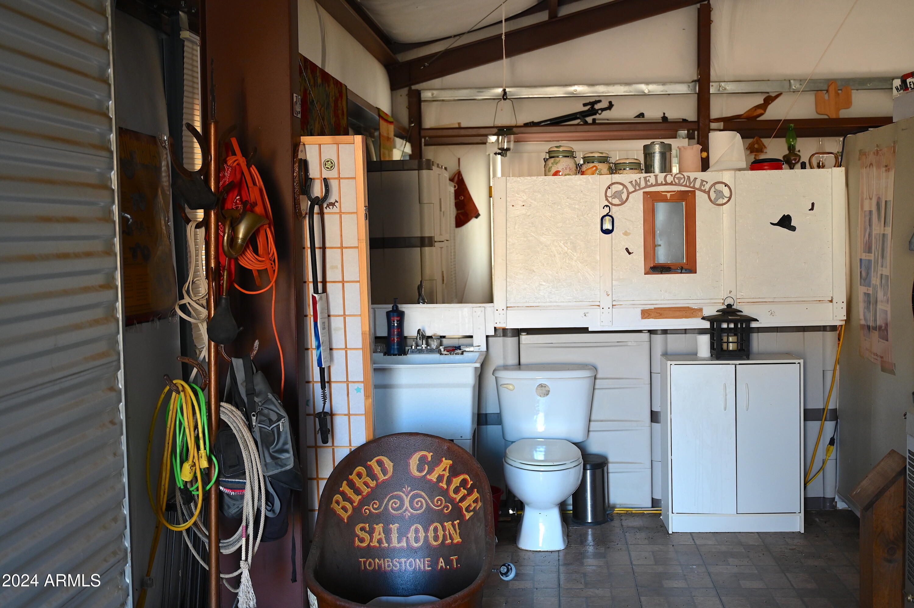 7075 South Misery Well Road Kingman, AZ 86401 - Photo 6 of 63 DSC_4346