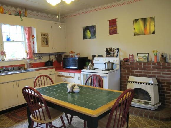 98 Spring Street St. Johnsbury, VT 05819 - Photo 3 of 15 Gallery Image 3