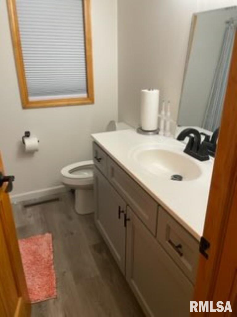 5613 Benz Road Quincy, IL 62305 - Photo 11 of 25 Gallery Image 11