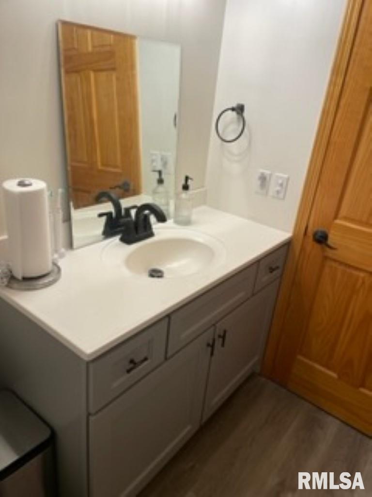 5613 Benz Road Quincy, IL 62305 - Photo 12 of 25 Gallery Image 12