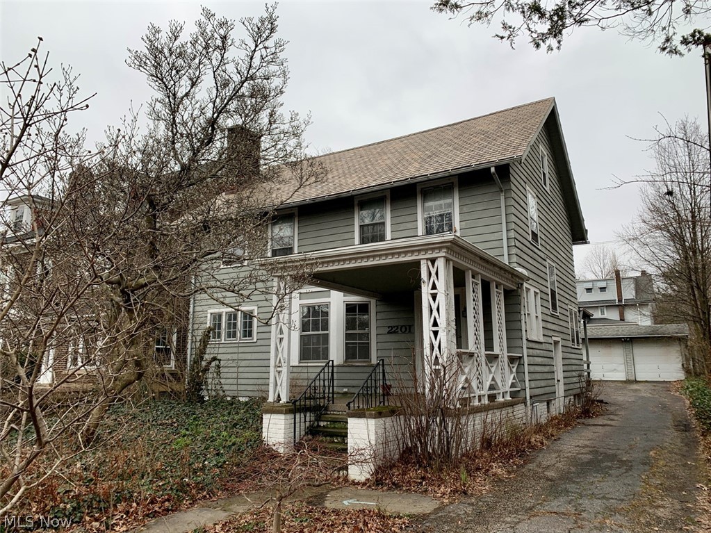 2201 South Overlook Road Cleveland, OH 44106 - Photo 4 of 4 Gallery Image 4