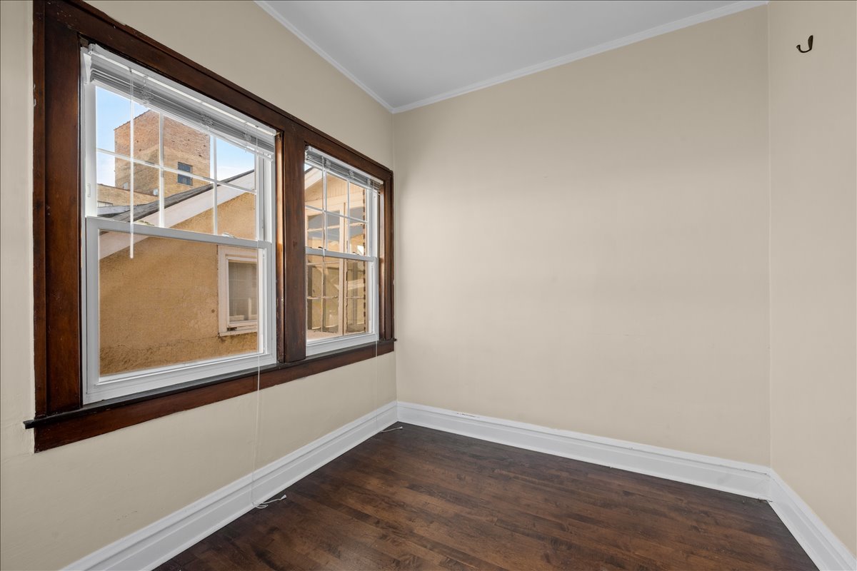 913 Green Bay Road, Unit 2N Winnetka, IL 60093 - Photo 11 of 14