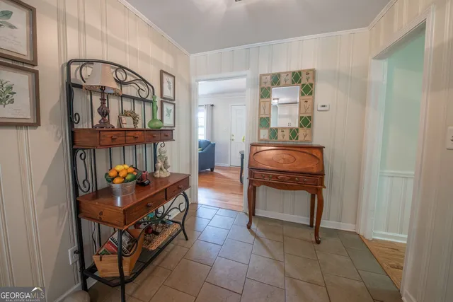 $2,200 | 180 Sherwood Drive, Athens, GA 30606