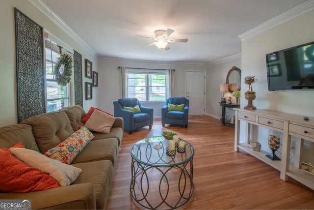 $2,200 | 180 Sherwood Drive, Athens, GA 30606