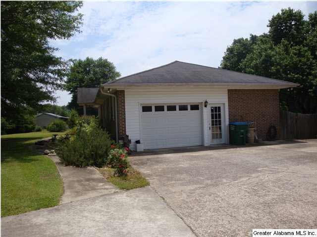 9437 Mosley Loop Road Morris, AL 35116 - Photo 2 of 21