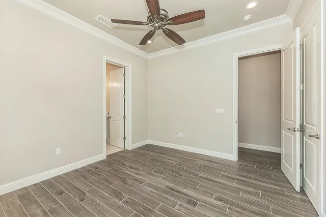 a view of an empty walk in closet