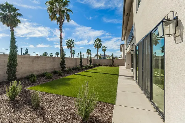 $1,798,888 | 2315 East Courtside Drive, Fresno, CA 93730