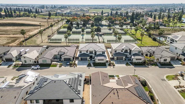 $1,798,888 | 2315 East Courtside Drive, Fresno, CA 93730