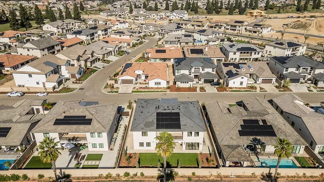 $1,798,888 | 2315 East Courtside Drive, Fresno, CA 93730