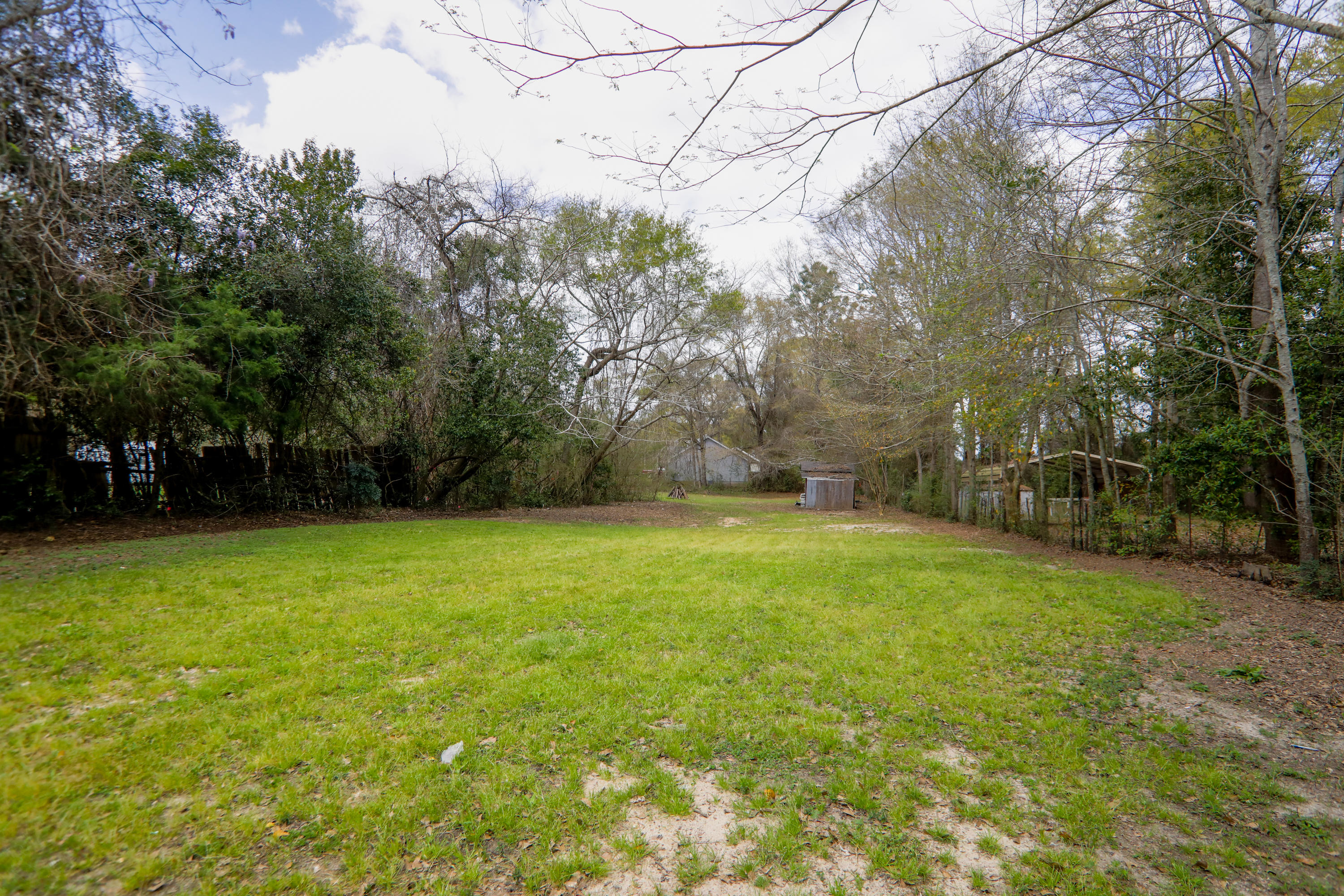 6040 Old Bethel Road Crestview, FL 32536 - Photo 10 of 16 a view of a yard