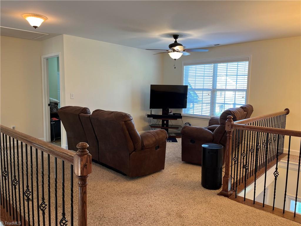 2662 Dandelion Drive High Point, NC 27265 - Photo 30 of 43