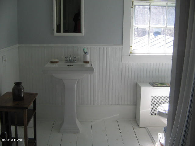541 Calkins Road Milanville, PA 18443 - Photo 26 of 42