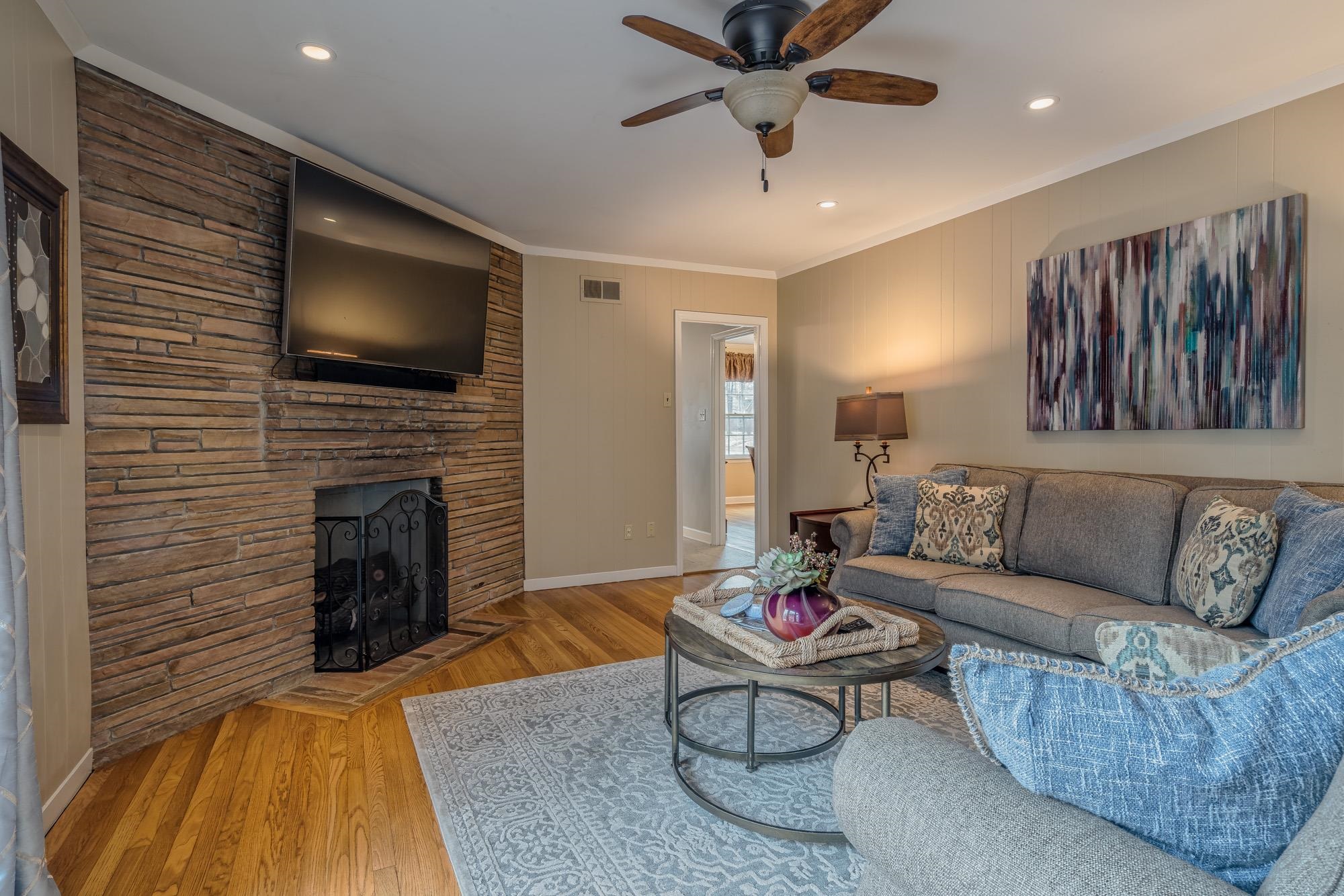 1360 Hayne Road Memphis, TN 38119 - Photo 9 of 25 Gallery Image 9