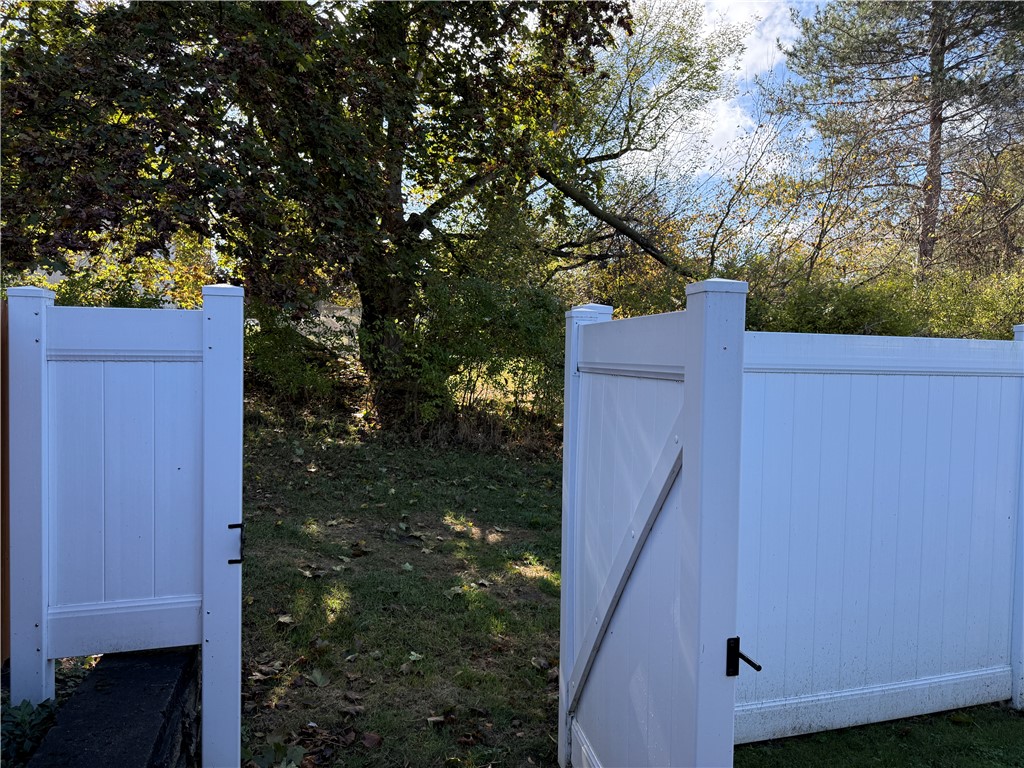 209 Greenway Boulevard Riga, NY 14428 - Photo 12 of 23