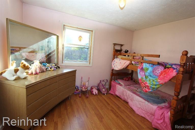 18485 Kent Road Dundee, MI 48131 - Photo 21 of 32 20.jpg