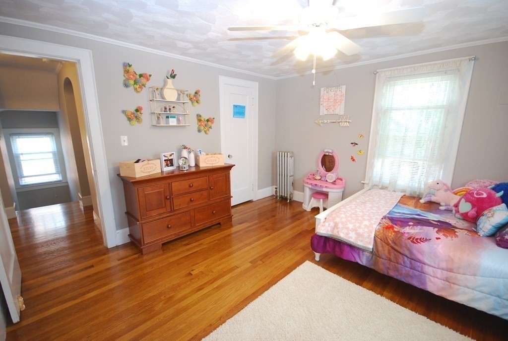39 Rencelau Street Springfield, MA 01118 - Photo 30 of 42