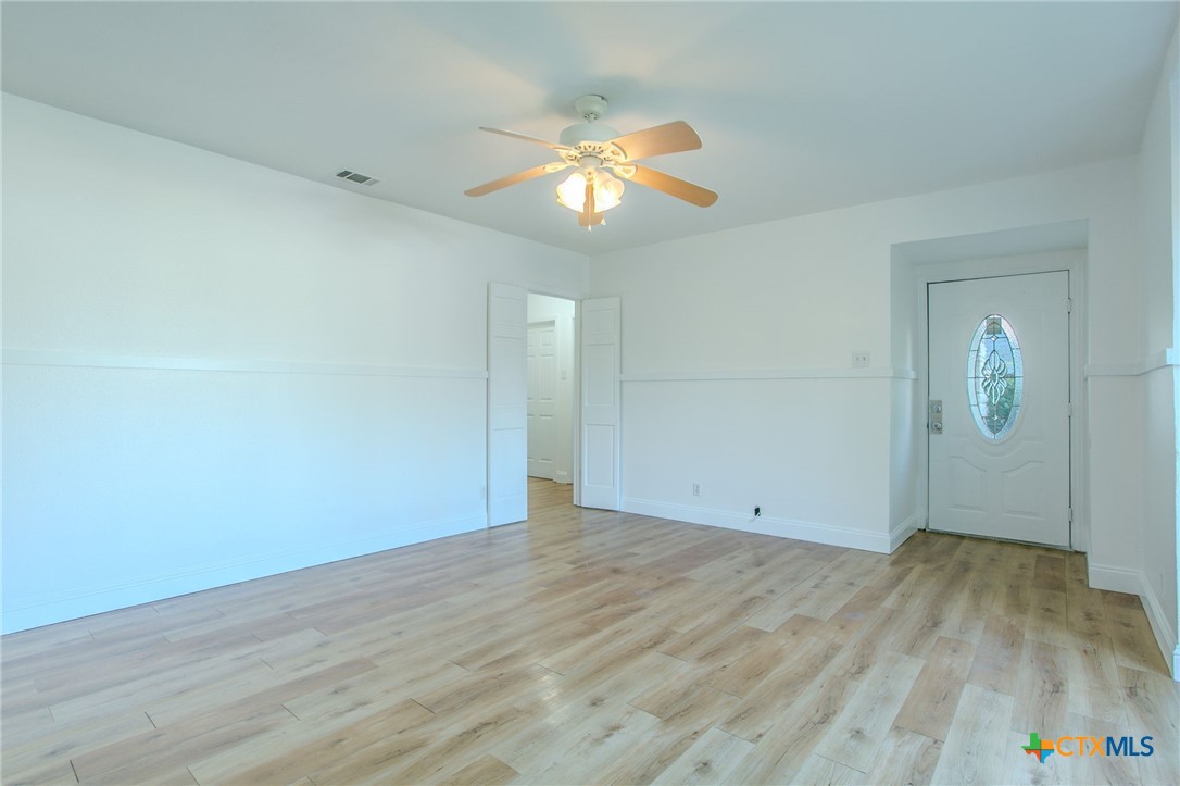1809 South 13th Street Temple, TX 76504 - Photo 5 of 27