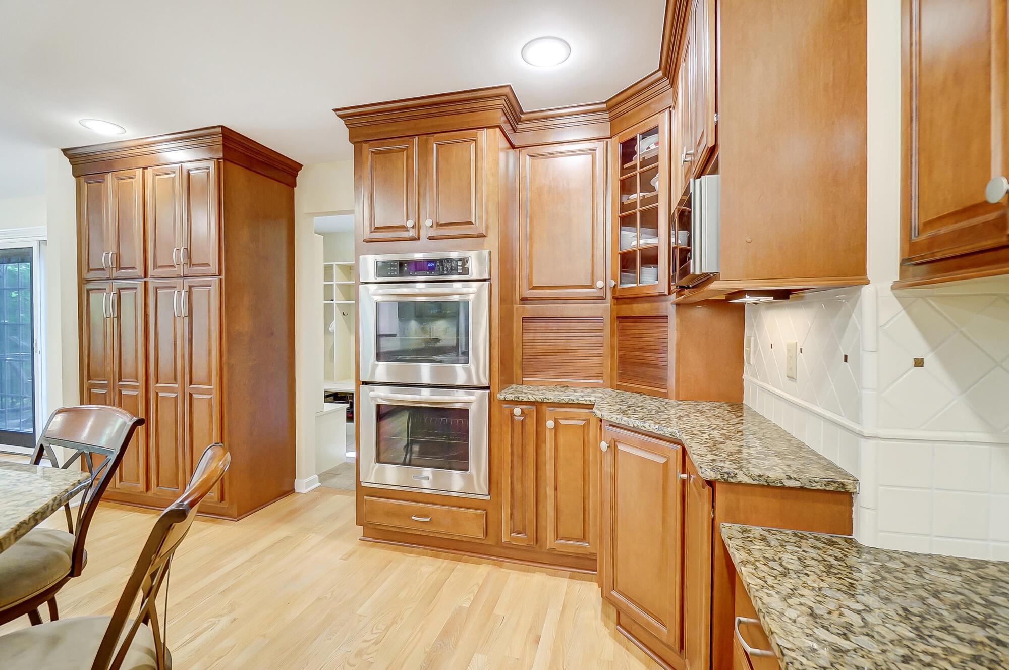 4220 Mountview Road Columbus, OH 43220 - Photo 16 of 66 022
