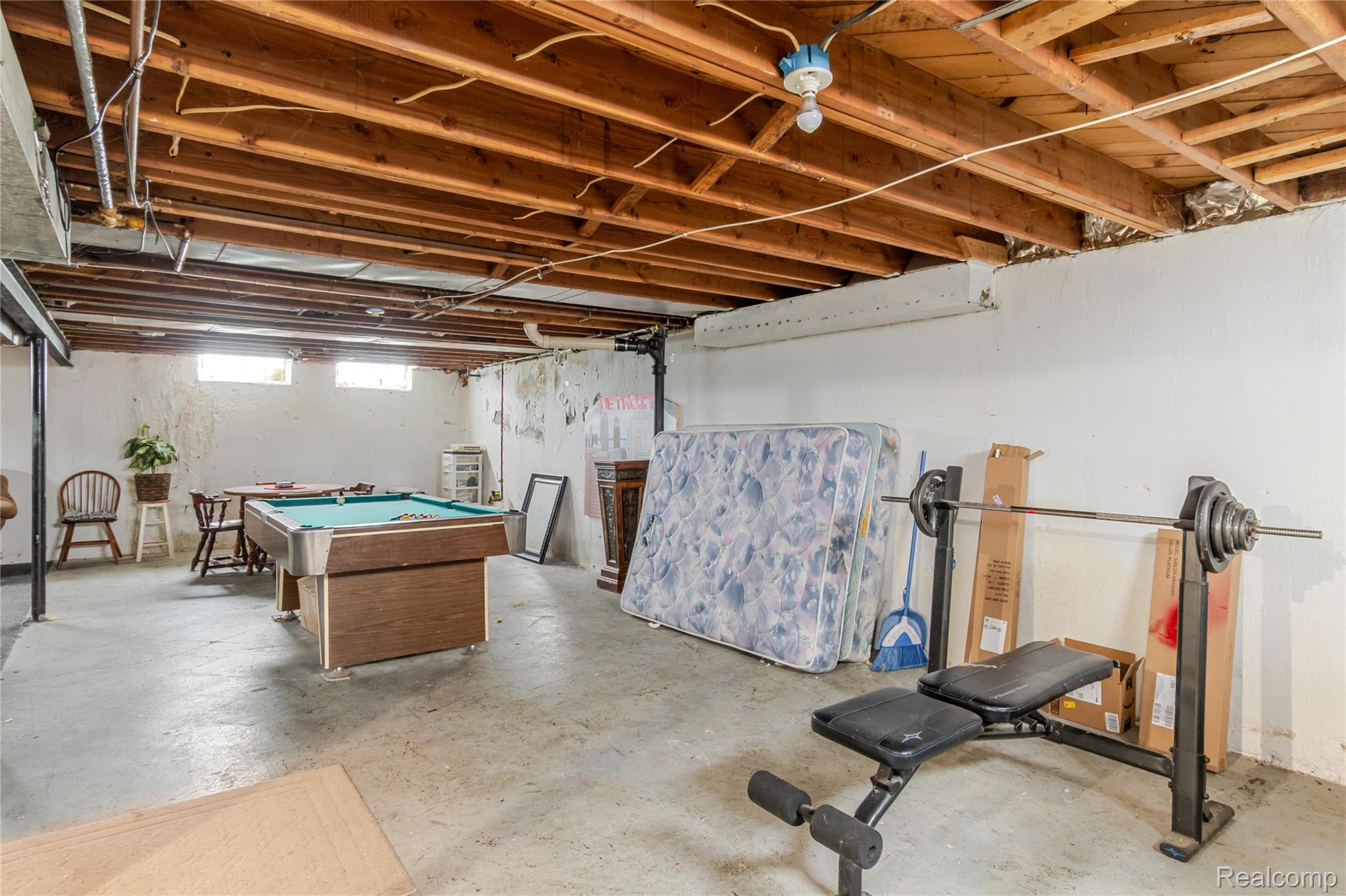 534 Henry Ruff Road Garden City, MI 48135 - Photo 20 of 32 Basement featuring billiards