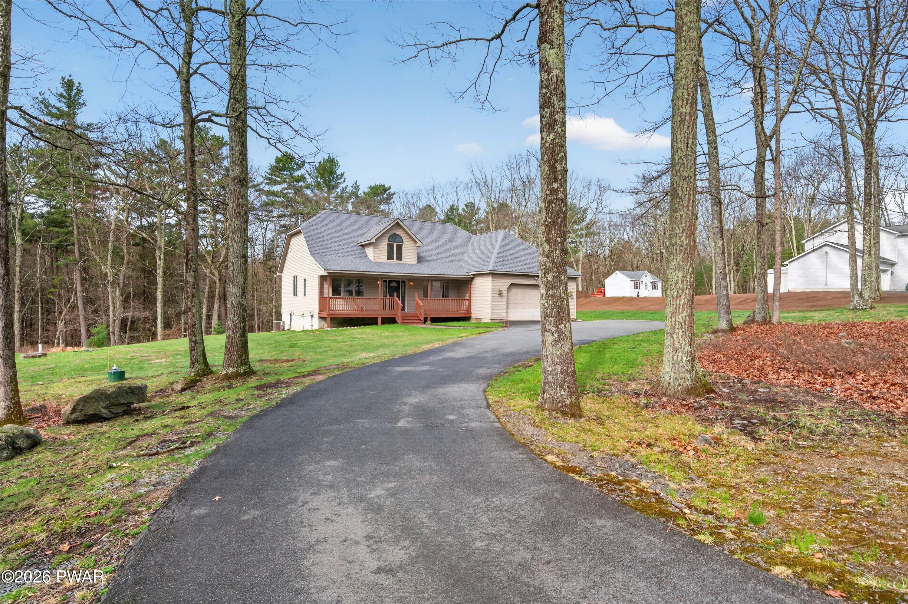 117 Stone Ridge Lane Milford, PA 18337 - Photo 2 of 44