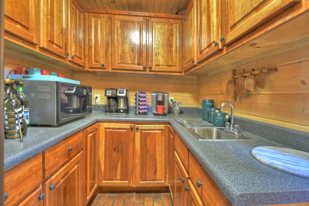 730 Riverside Lane Blue Ridge, GA 30513 - Photo 32 of 106 Gallery Image 32