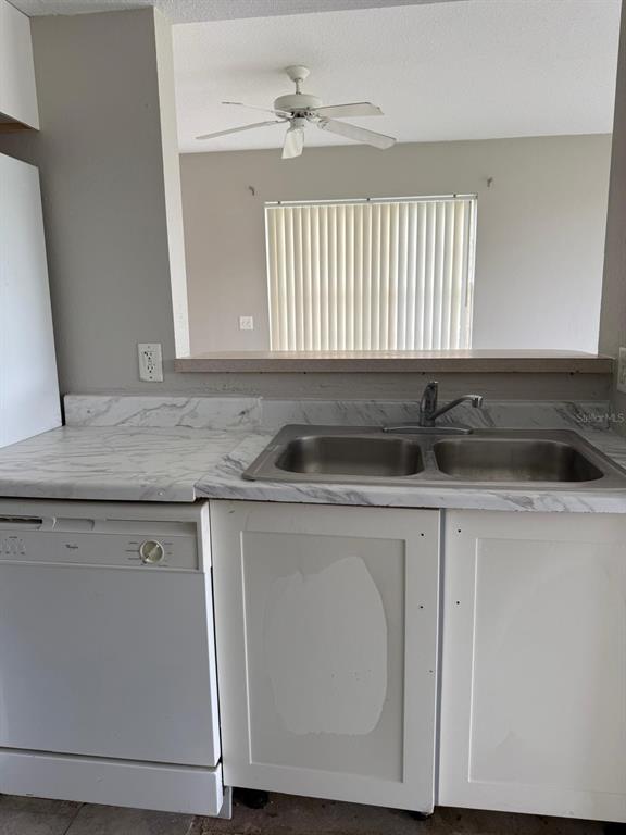 631 Washington Palm Loop Davenport, FL 33897 - Photo 7 of 15